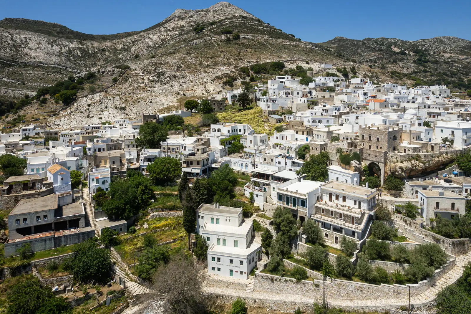 Apeiranthos