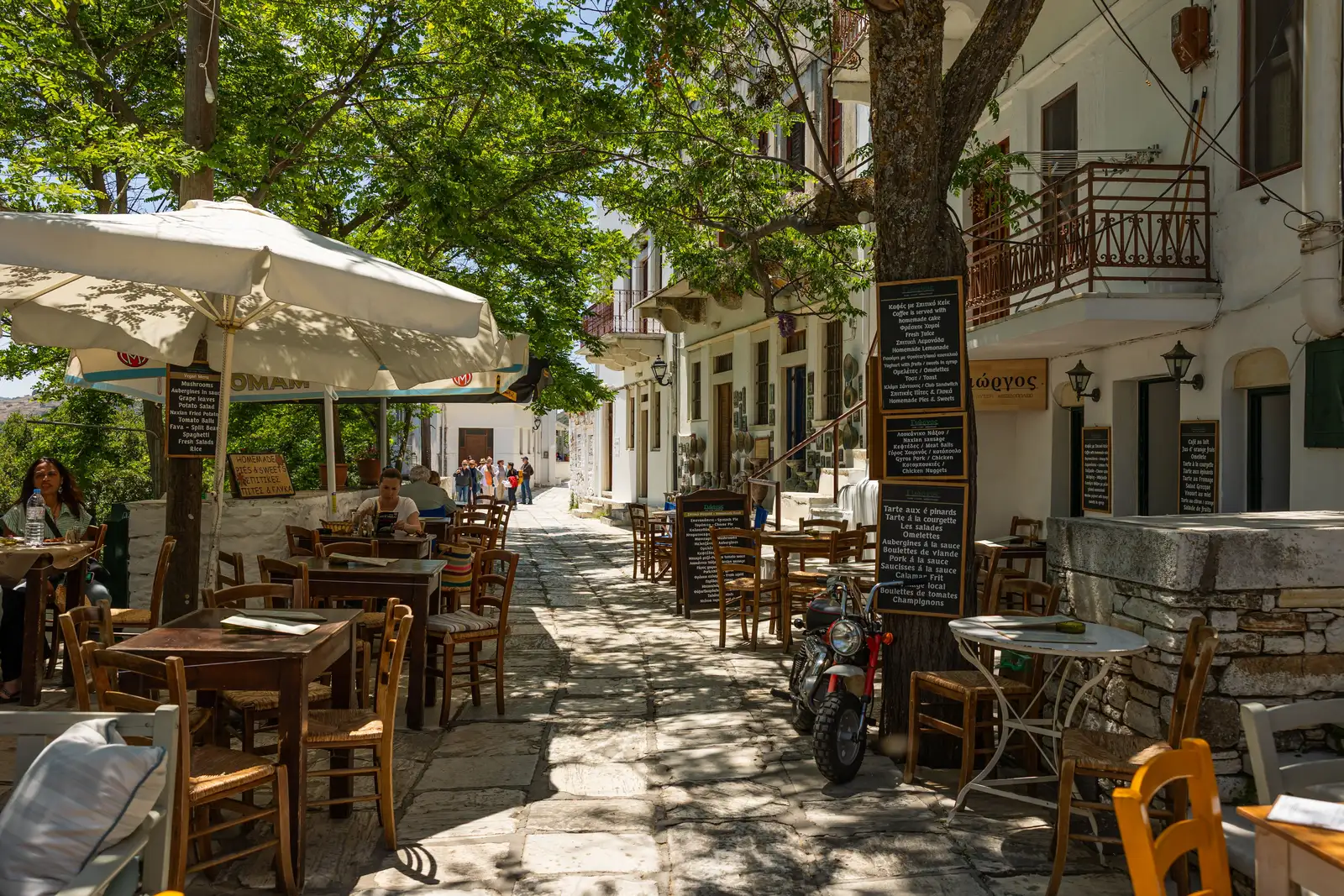 Apeiranthos