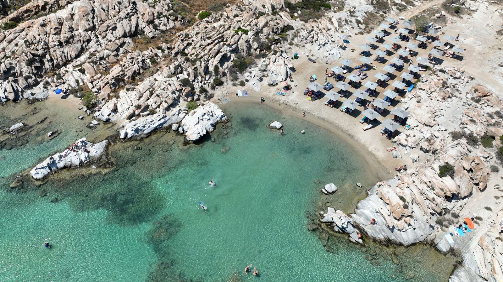 Kolymbithres Beach